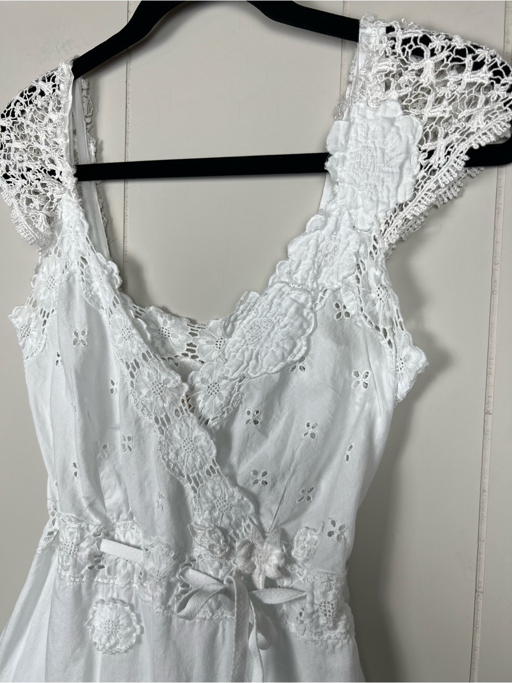 Free People Cottagecore Coquette White Eyelet Lace Mini Dress XS - Picture 4 of 16